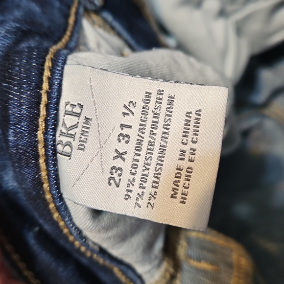 BKE Payton Universal Mid-Rise Tailored Bootcut Jeans - Picture 10 of 11